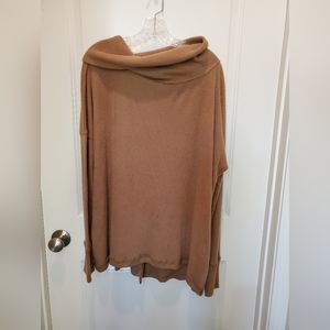 Free people We The Free cowel neck split back top size medium